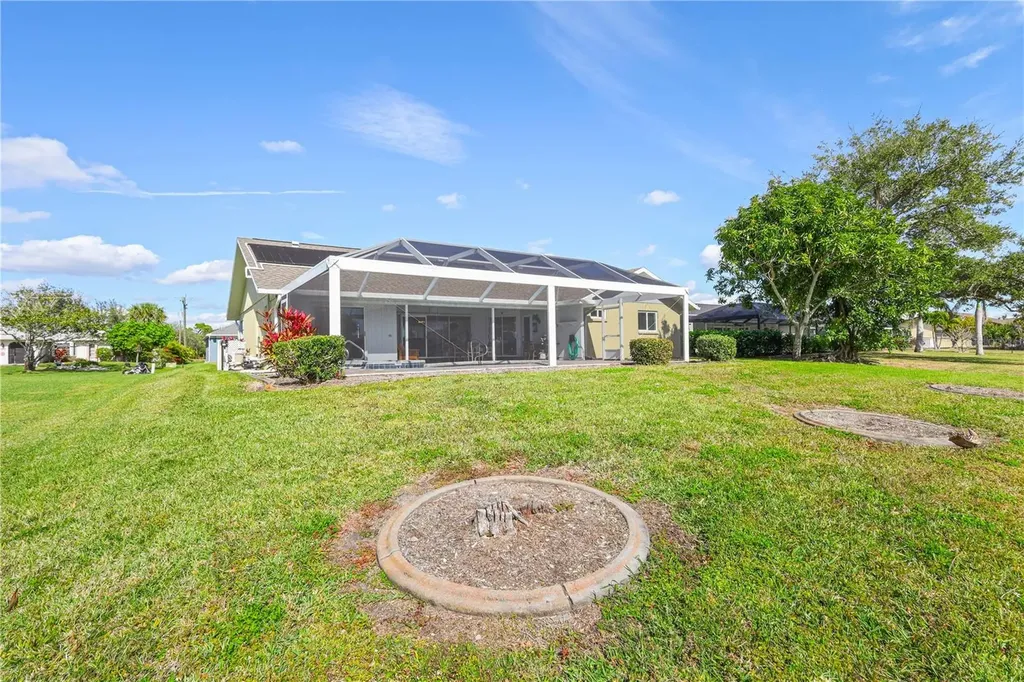 208 Annapolis Lane Rotonda West FL 33947