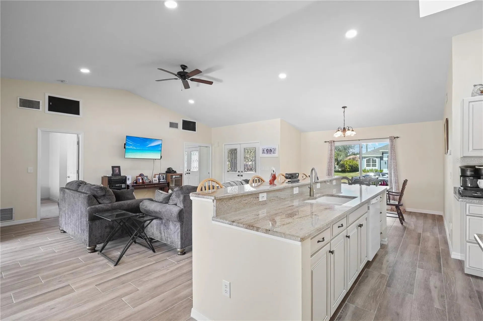208 Annapolis Lane Rotonda West FL 33947