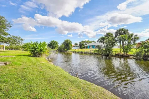 208 Annapolis Lane Rotonda West FL 33947