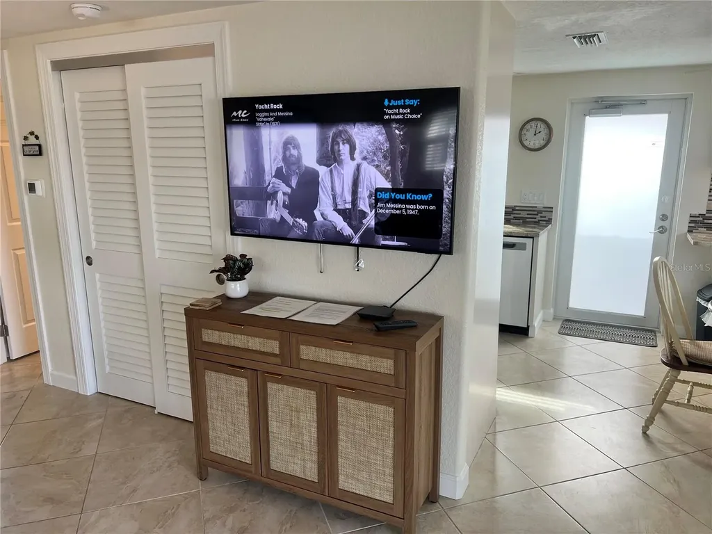 6154 Midnight Pass Road Sarasota FL 34242
