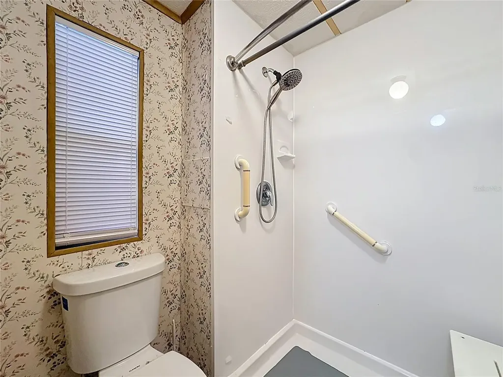 1311 Mohawk Circle Tavares FL 32778