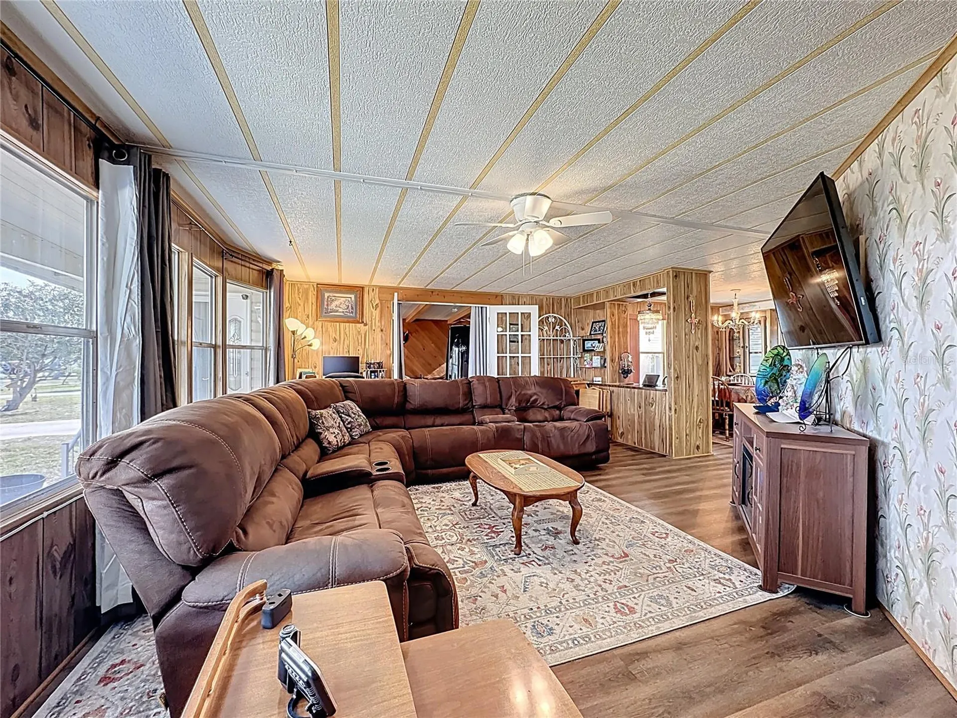 1311 Mohawk Circle Tavares FL 32778