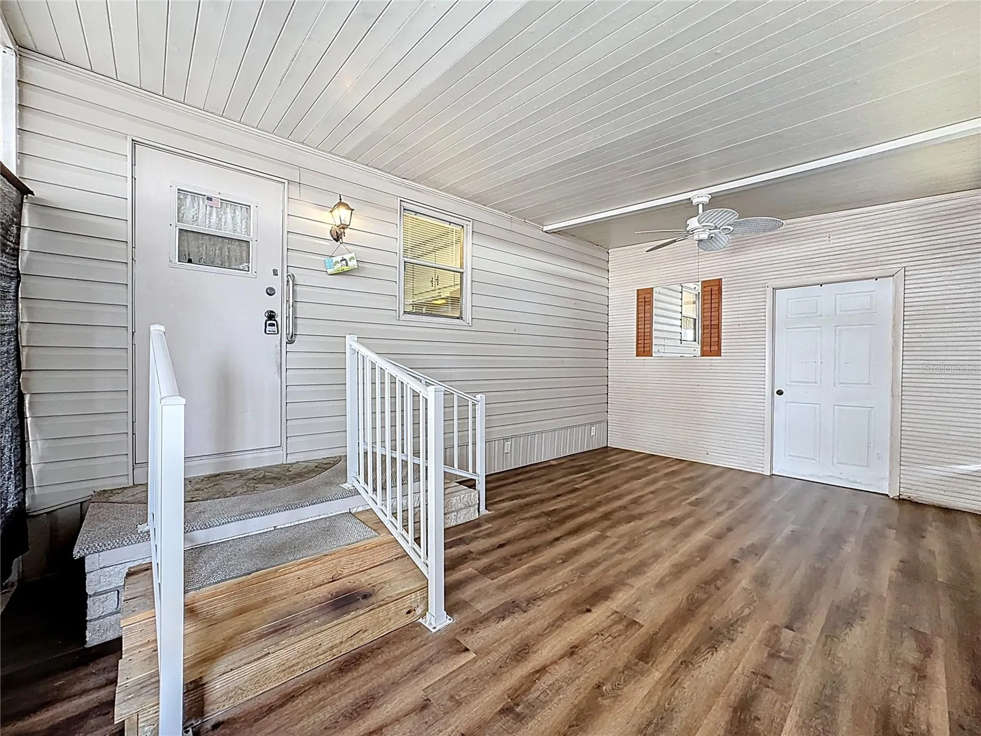 1311 Mohawk Circle Tavares FL 32778