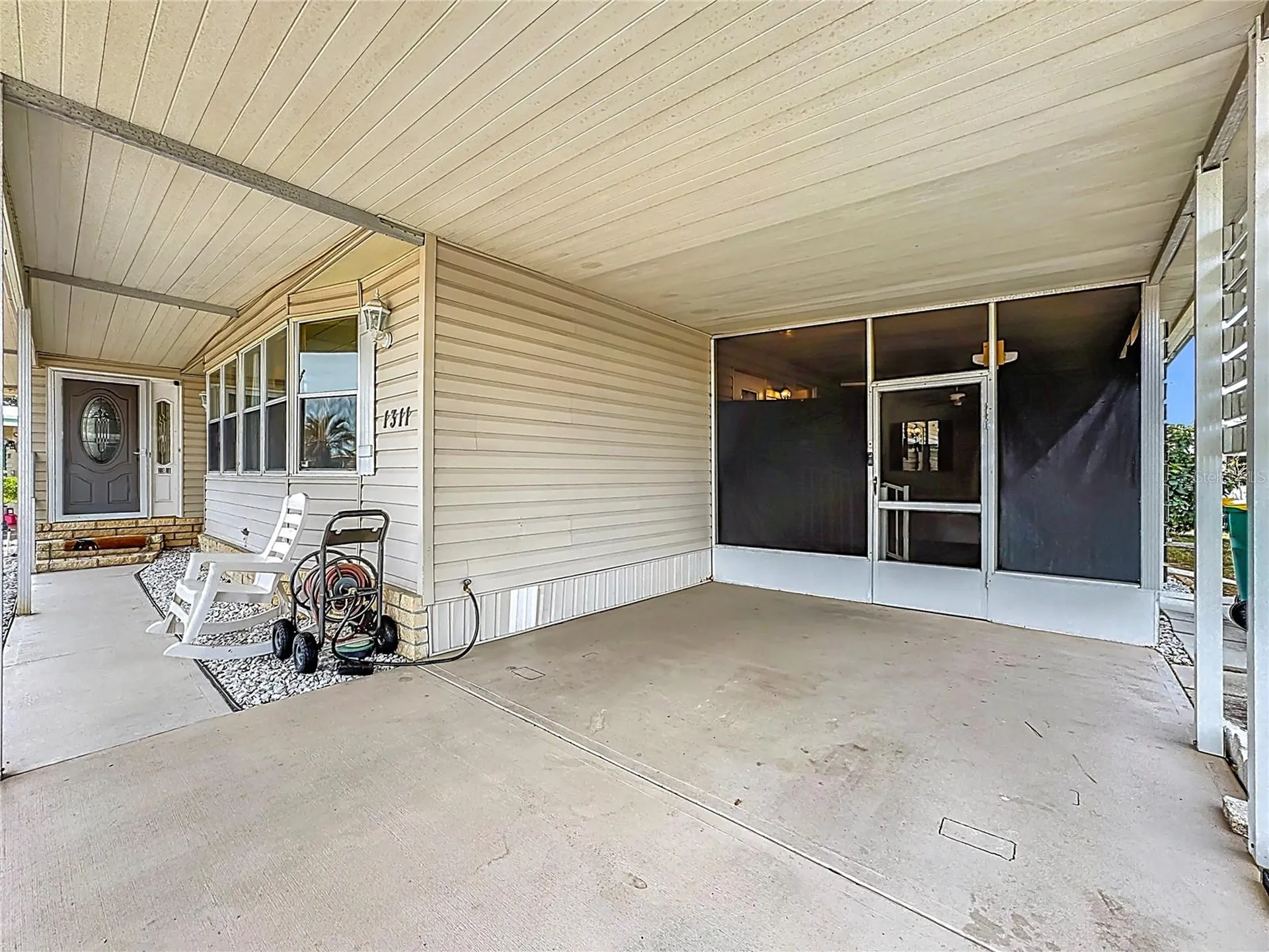 1311 Mohawk Circle Tavares FL 32778