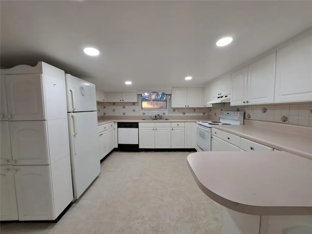 1040 65th Street S South Pasadena FL 33707