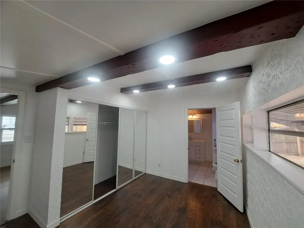 1040 65th Street S South Pasadena FL 33707
