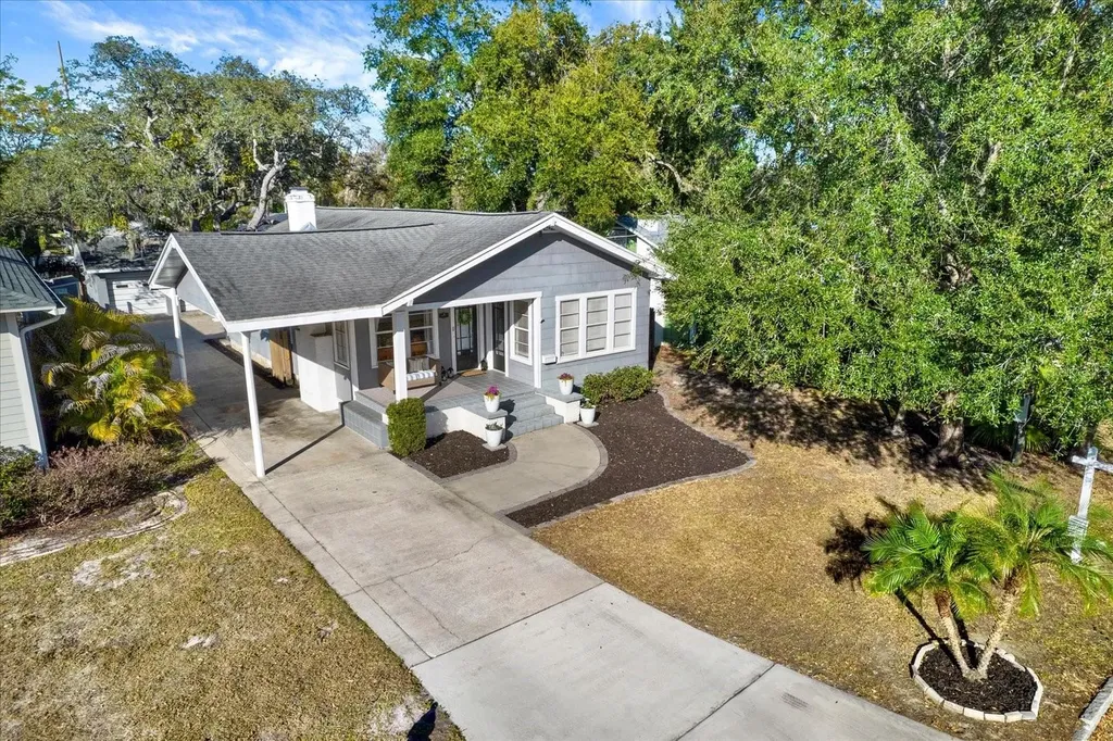 1414 E Paris Street Tampa FL 33604