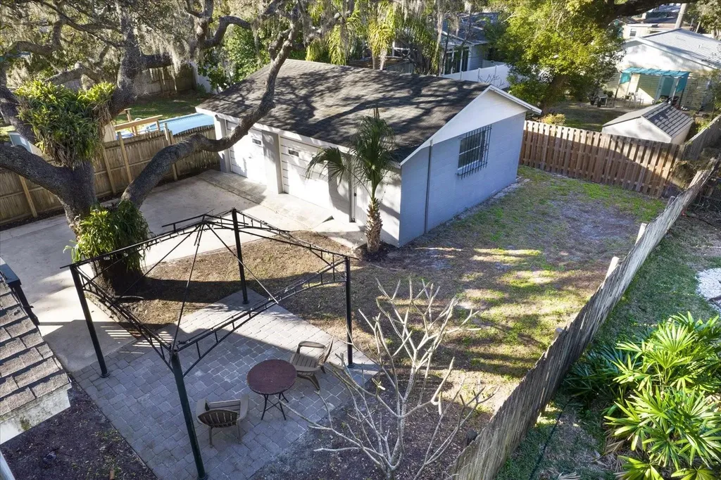 1414 E Paris Street Tampa FL 33604