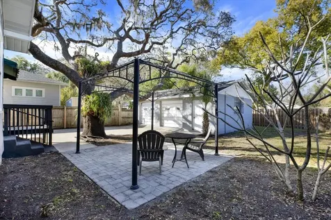 1414 E Paris Street Tampa FL 33604