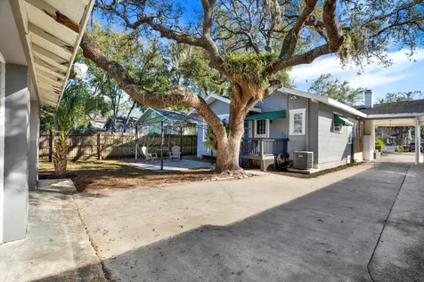 1414 E Paris Street Tampa FL 33604
