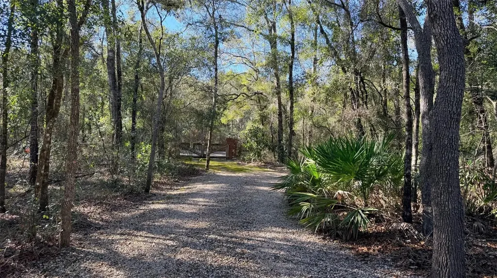 127 SE 930 Street Old Town FL 32680