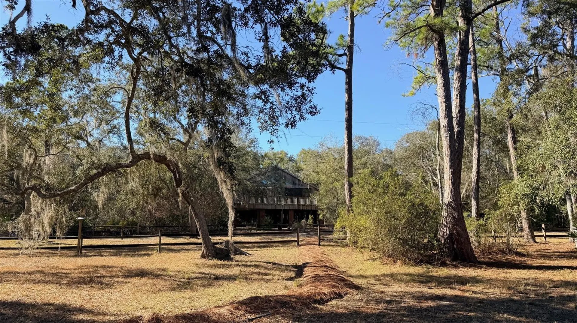 127 SE 930 Street Old Town FL 32680