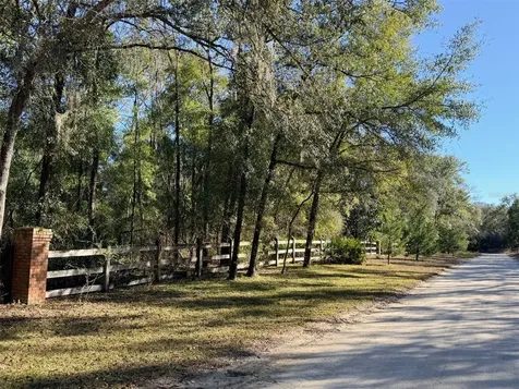 127 SE 930 Street Old Town FL 32680