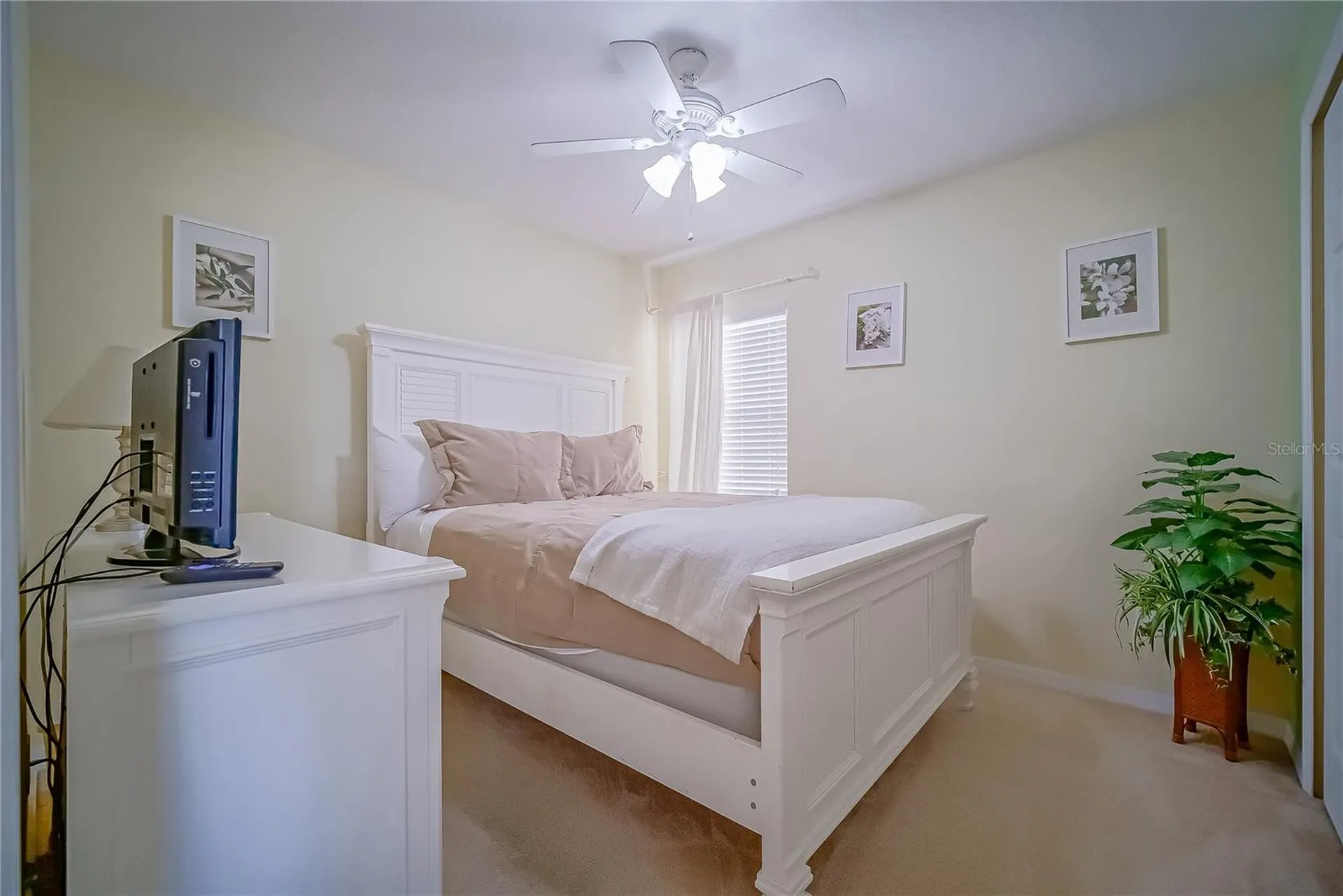 1009 Orange Cosmos Boulevard Davenport FL 33837