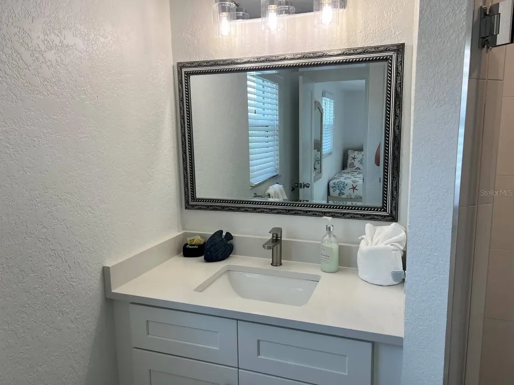 6154 Midnight Pass Road Sarasota FL 34242