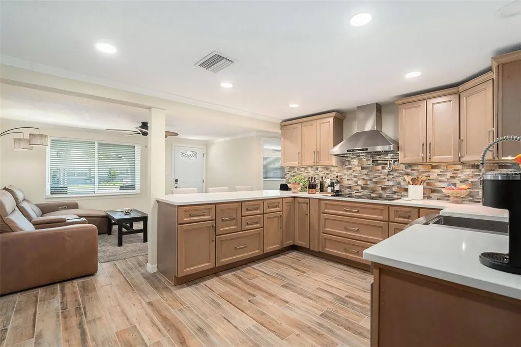 13401 Neptune Drive Hudson FL 34667
