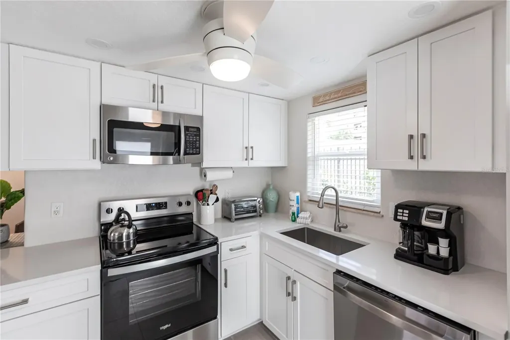 6154 Midnight Pass Road Sarasota FL 34242