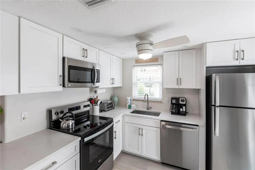 6154 Midnight Pass Road Sarasota FL 34242