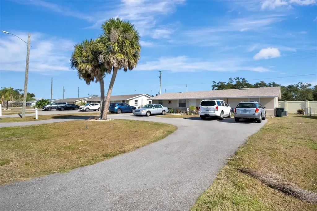 2131 Forked Creek Drive Englewood FL 34223