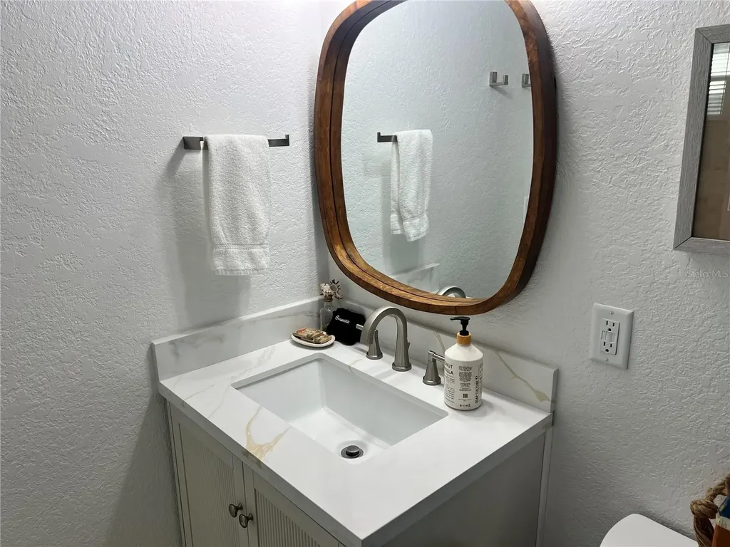 6154 Midnight Pass Road Sarasota FL 34242