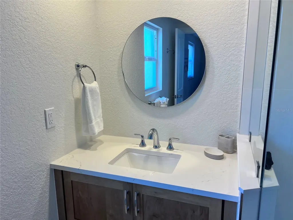 6154 Midnight Pass Road Sarasota FL 34242