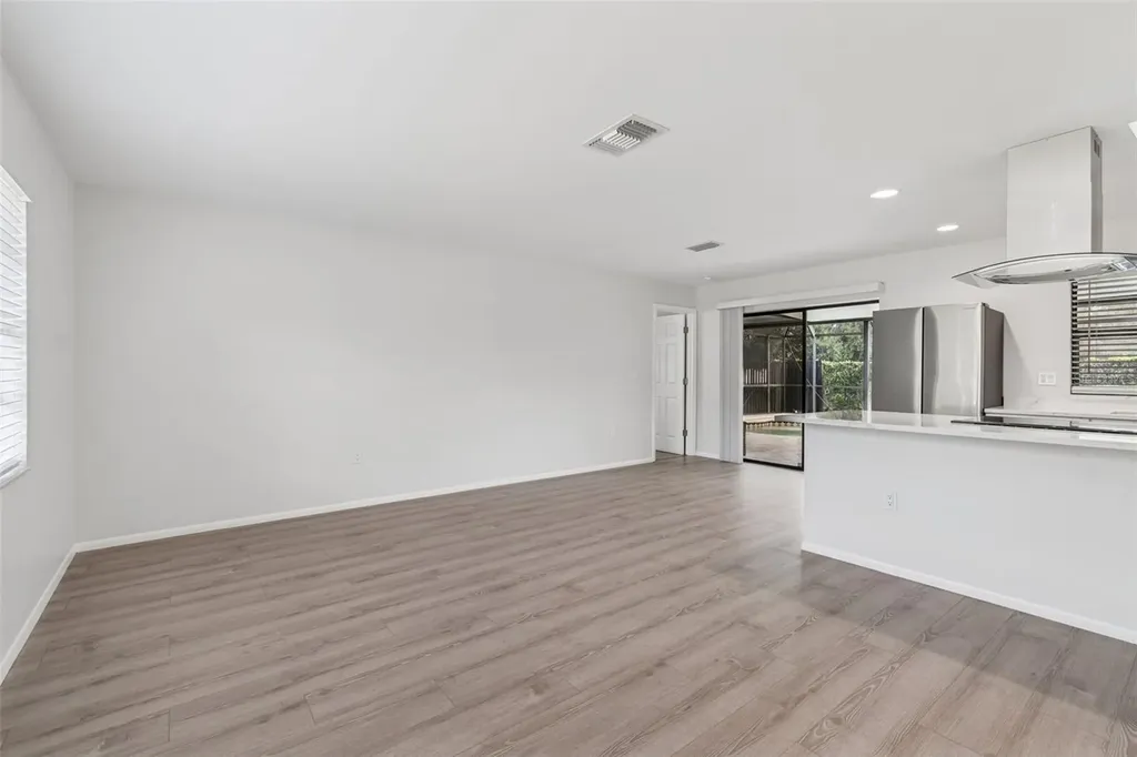 4423 Meadow Creek Circle Sarasota FL 34233
