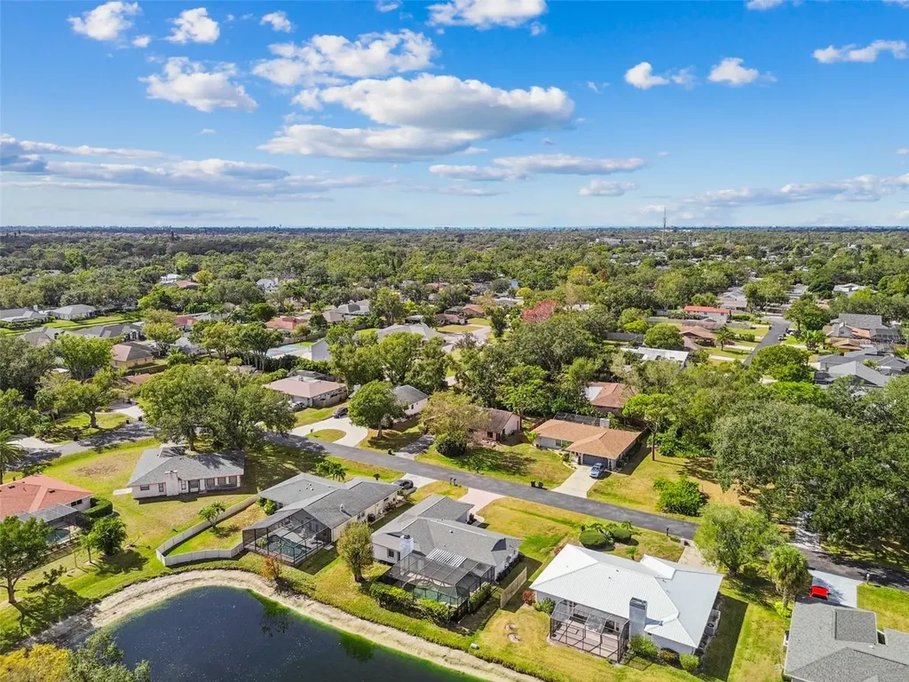 4423 Meadow Creek Circle Sarasota FL 34233