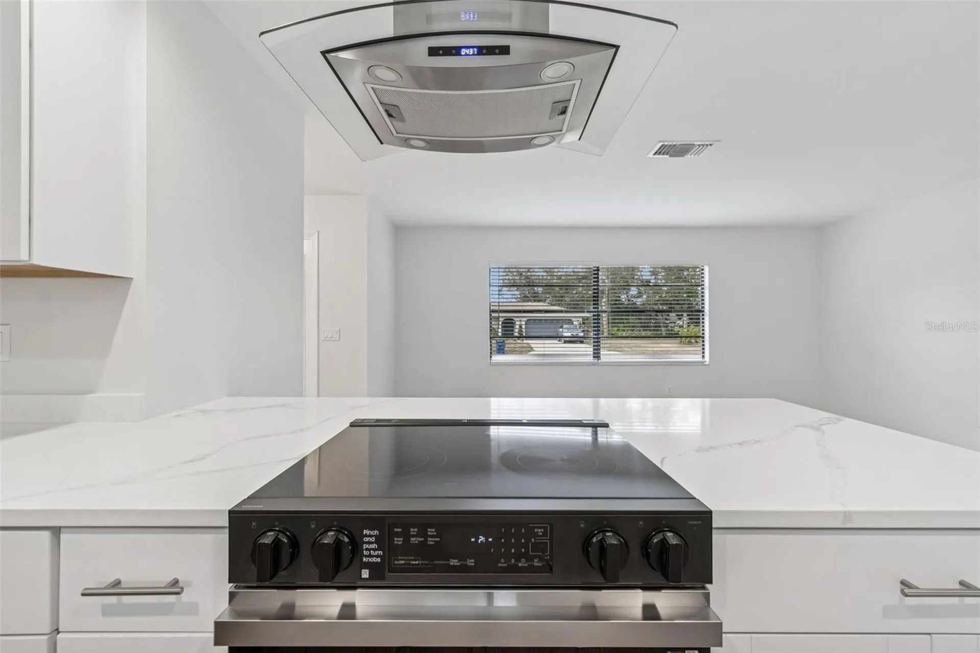 4423 Meadow Creek Circle Sarasota FL 34233
