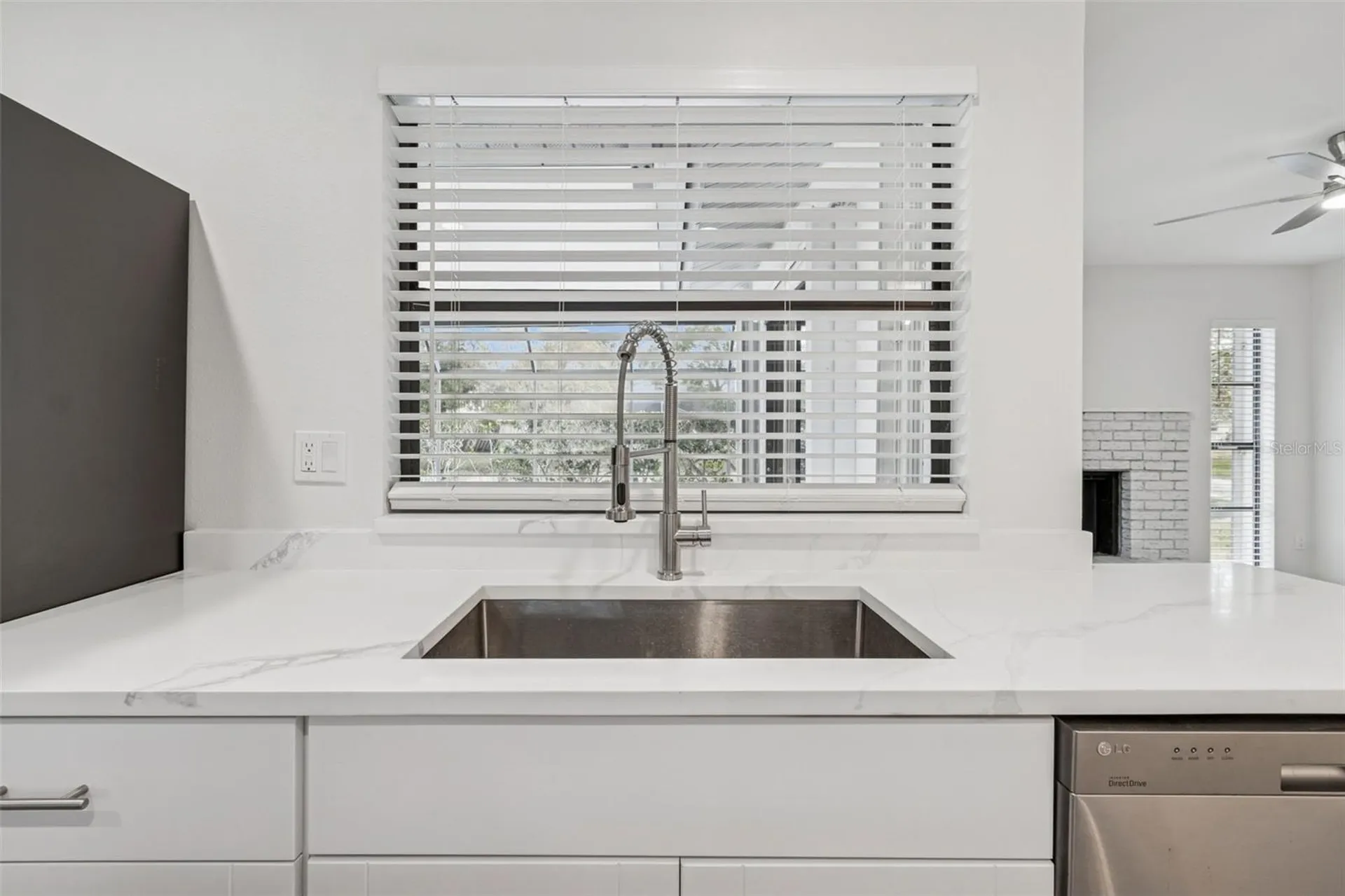 4423 Meadow Creek Circle Sarasota FL 34233