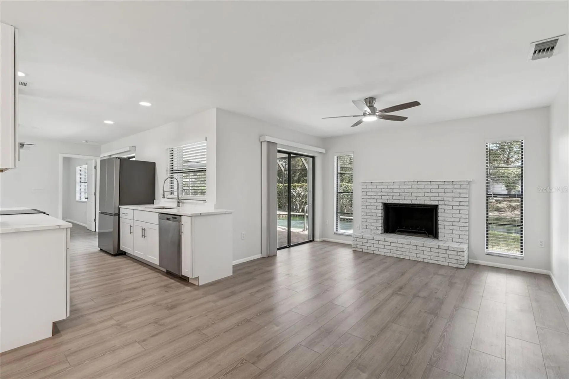 4423 Meadow Creek Circle Sarasota FL 34233
