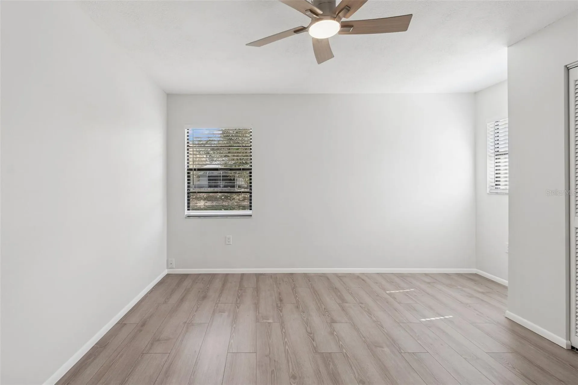 4423 Meadow Creek Circle Sarasota FL 34233