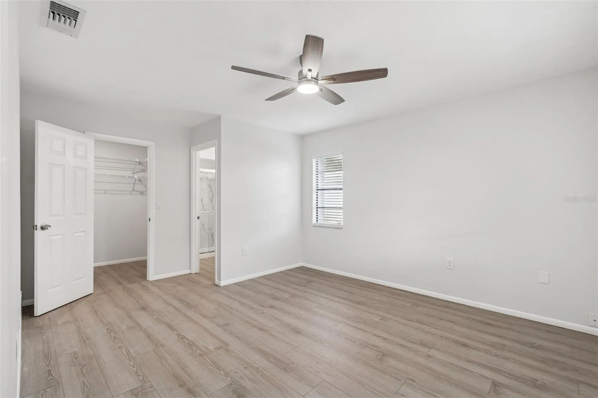 4423 Meadow Creek Circle Sarasota FL 34233