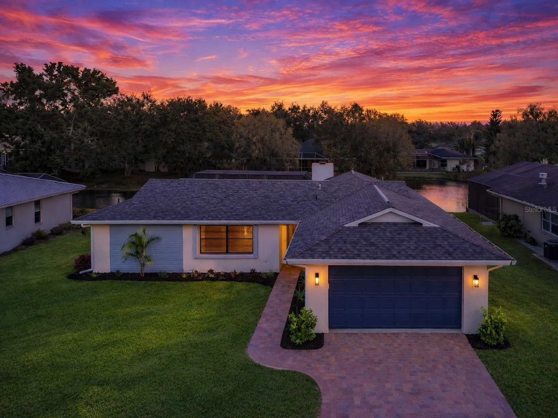 4423 Meadow Creek Circle Sarasota FL 34233