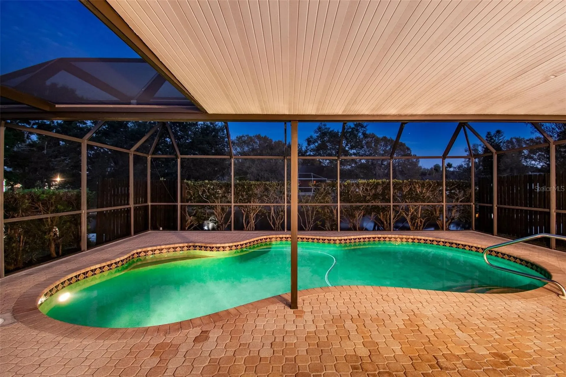 4423 Meadow Creek Circle Sarasota FL 34233