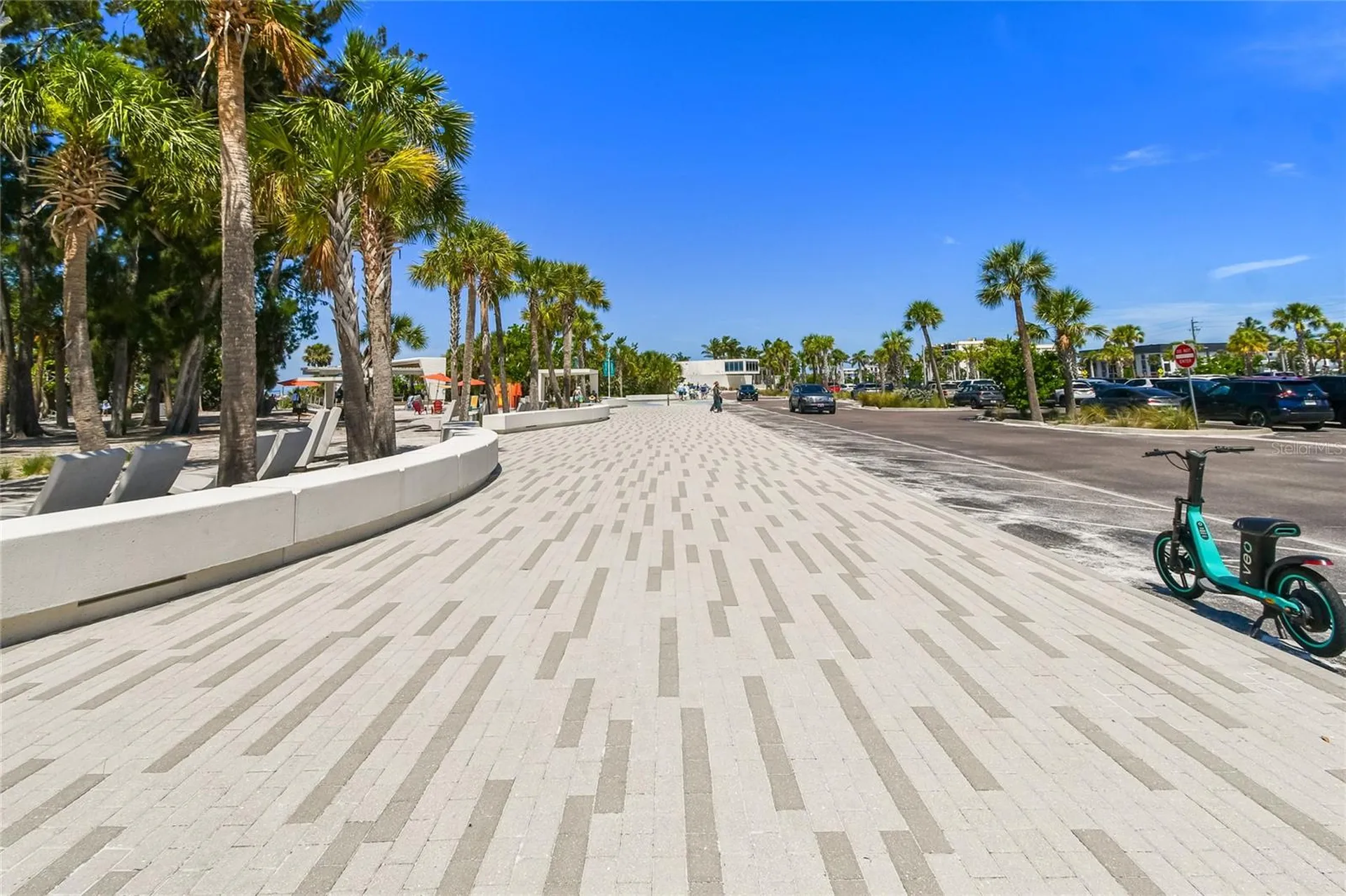 4423 Meadow Creek Circle Sarasota FL 34233