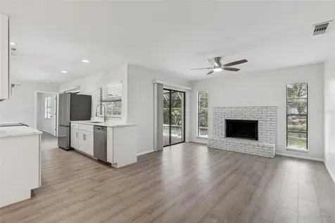 4423 Meadow Creek Circle Sarasota FL 34233