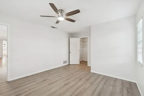 4423 Meadow Creek Circle Sarasota FL 34233