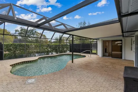 4423 Meadow Creek Circle Sarasota FL 34233