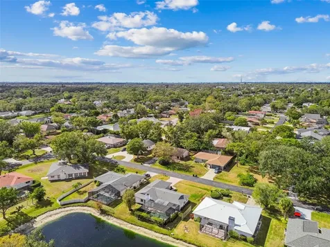 4423 Meadow Creek Circle Sarasota FL 34233