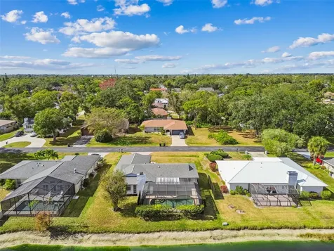 4423 Meadow Creek Circle Sarasota FL 34233