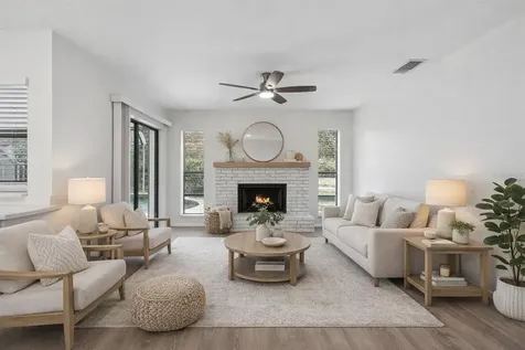 4423 Meadow Creek Circle Sarasota FL 34233
