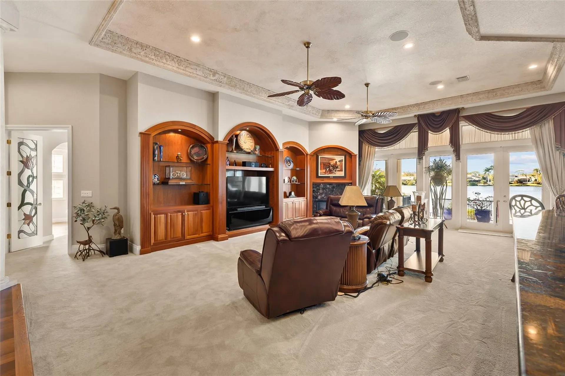 8402 Tallahassee Drive NE St Petersburg FL 33702