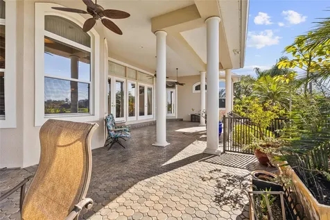 8402 Tallahassee Drive NE St Petersburg FL 33702
