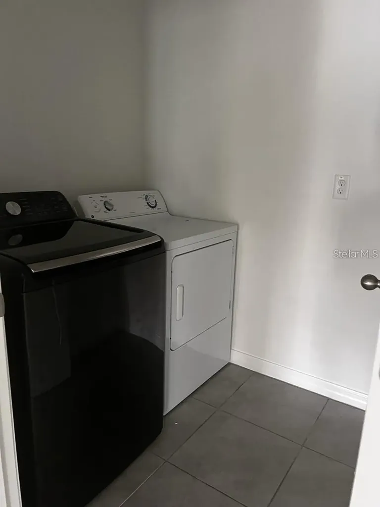 521 Nicken Grove Davenport FL 33837