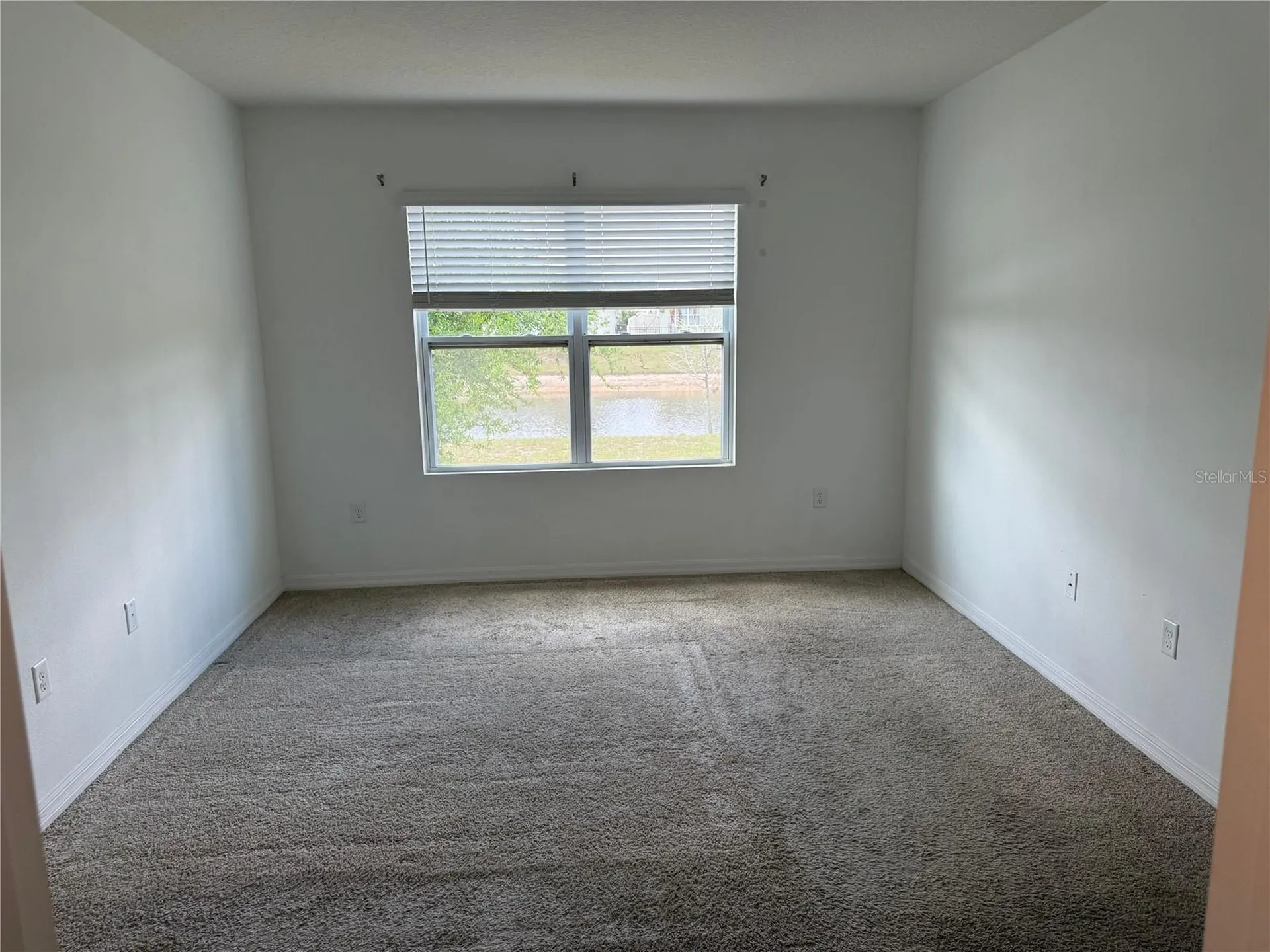 521 Nicken Grove Davenport FL 33837