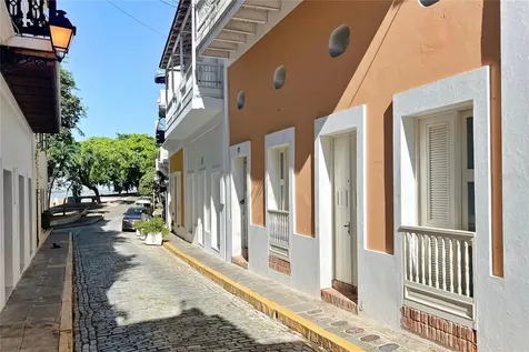17 Caleta De Las Monjas Old San Juan PR 00901