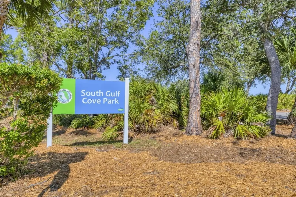 9484 Nastrand Circle Port Charlotte FL 33981