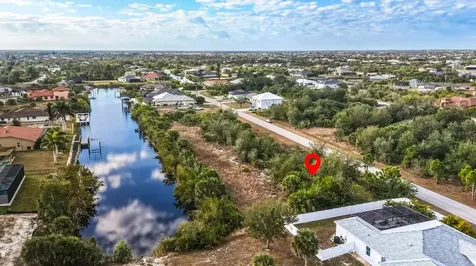 9484 Nastrand Circle Port Charlotte FL 33981