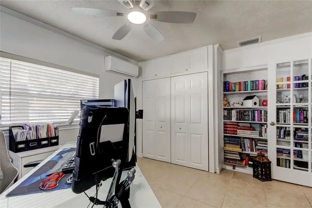 2686 Clubhouse Drive S Clearwater FL 33761