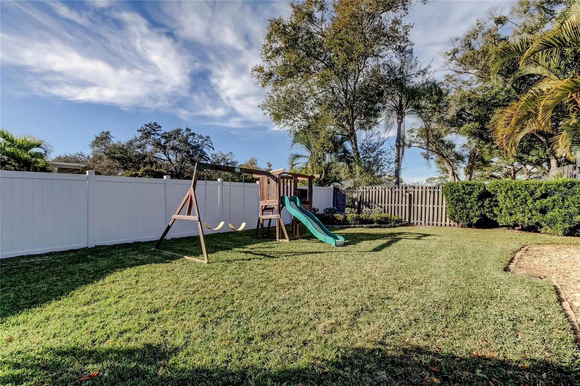 2686 Clubhouse Drive S Clearwater FL 33761
